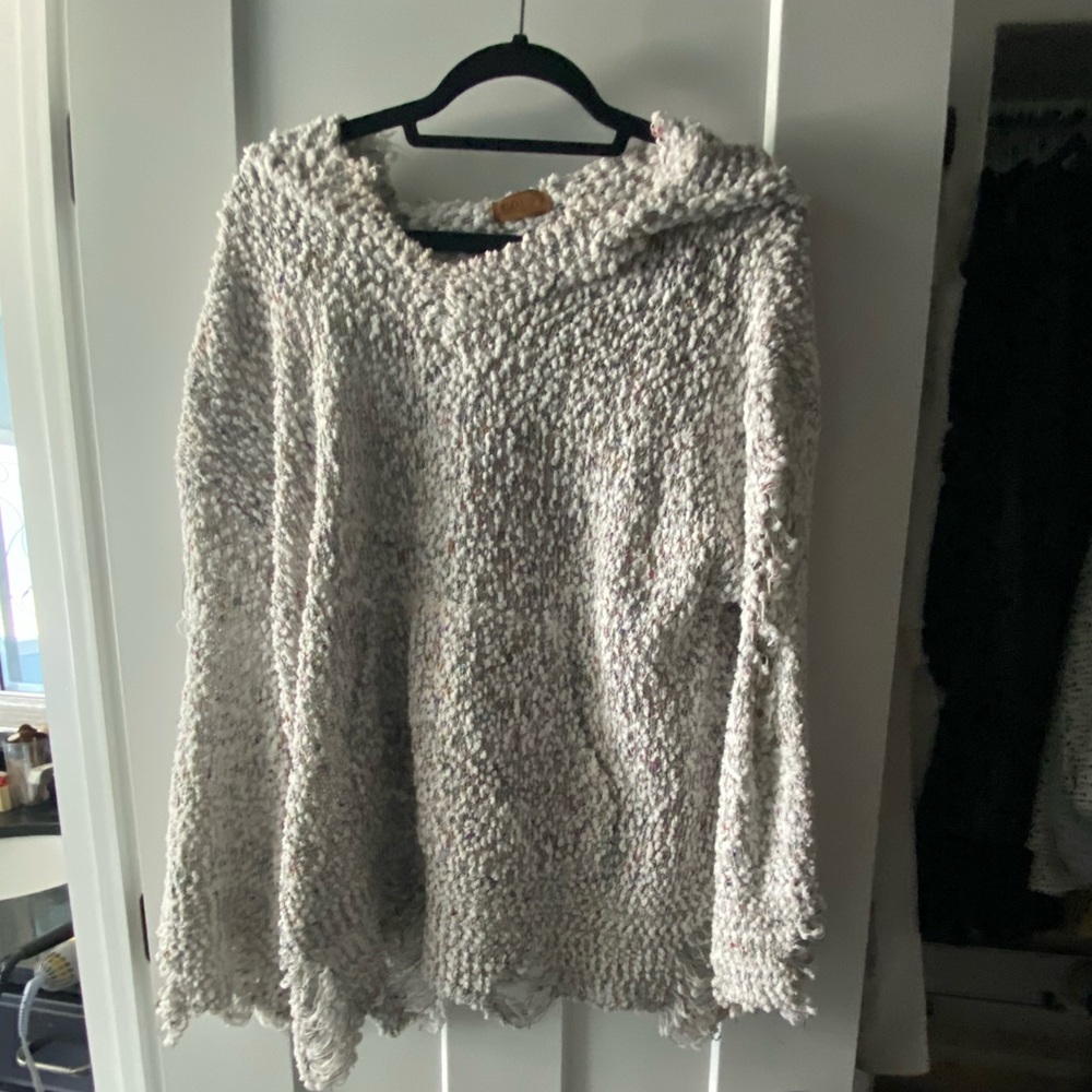 Popcorn oversized sweater with hood